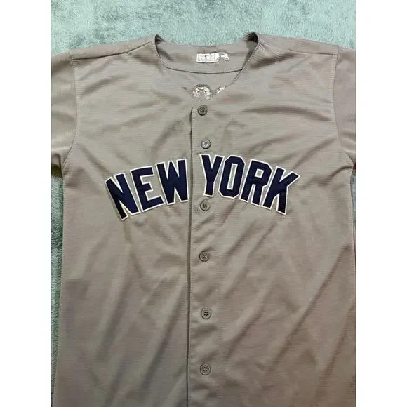 New York Yankees Didi Gregorius #18 Gray Button Jersey Size US UK Medium - Picture 3 of 8
